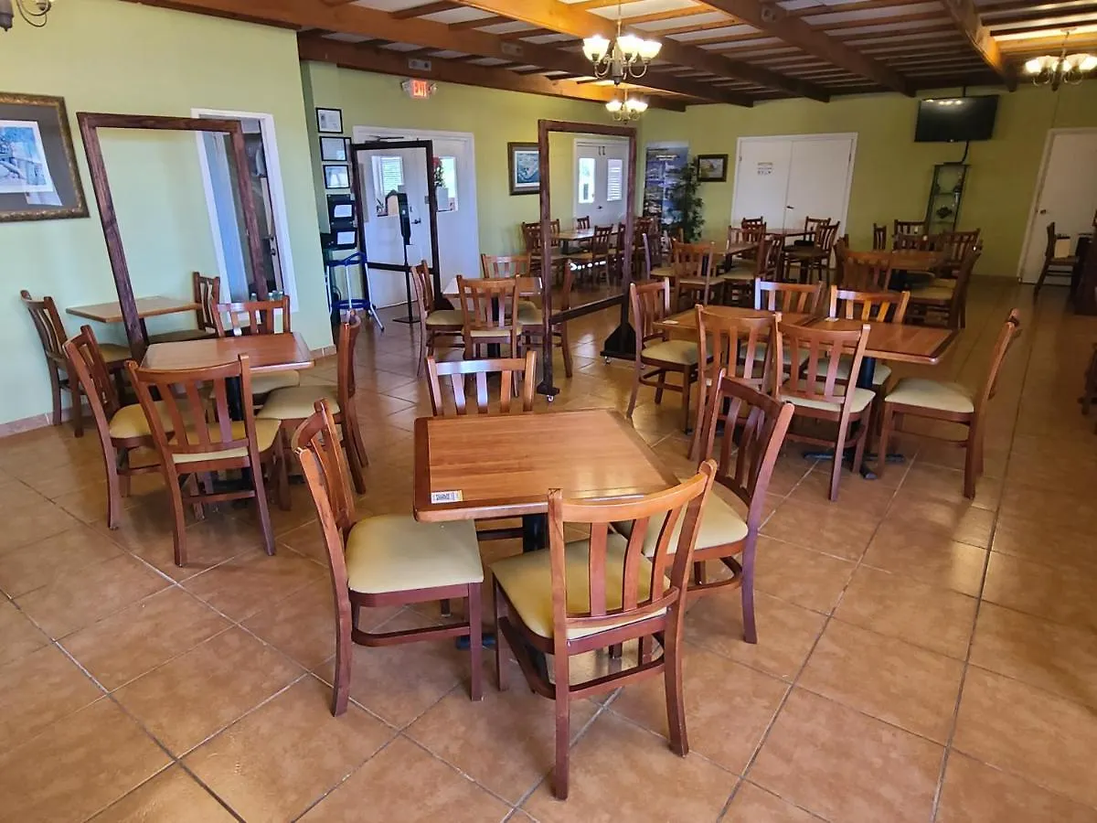 Parador Palmas De Lucia Yabucoa